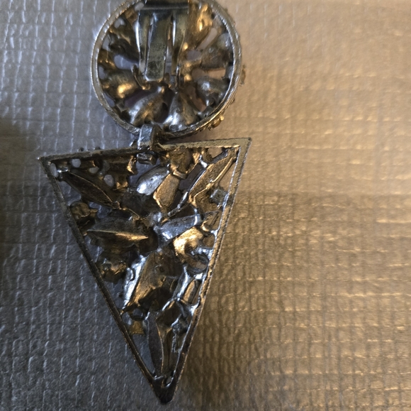 Vingtage Earrings - Picture 3 of 3